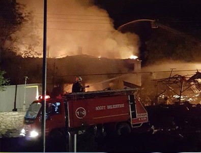 Bilecik patlamalarla sarsıldı