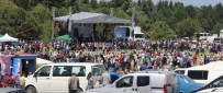 KIRAZLı - Bursa'da Binlerce Trabzonlu 10 Saat Hiç Durmadan Horon Tepti