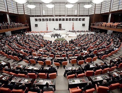 TBMM'de yoğun mesai sürüyor