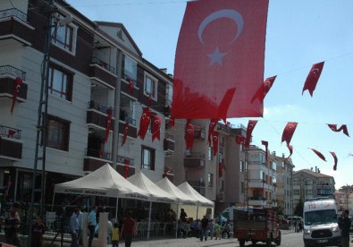 Van Şehidinin Ankara'daki Baba Ocağına Ateş Düştü
