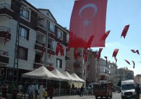 ALTıNDAĞ BELEDIYESI - Van Şehidinin Ankara'daki Baba Ocağına Ateş Düştü