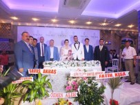 HACı ÖZKAN - AK Parti'liler Emre Akbaş'ın Düğününde Buluştu