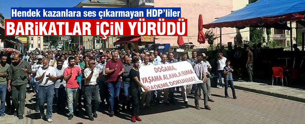 Askeri barikatlar HDP'liler tarafından protesto edildi