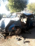 GÜLLÜBAHÇE - Söke'deki Kazada Otomobil Metal Yığınına Döndü