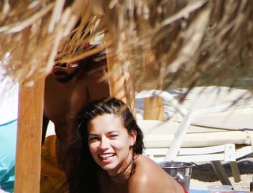 Adriana Lima ünlü futbolcuyla tatilde