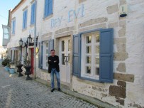 BAYRAKTAROĞLU - Alaçatı'da 'Fahiş Fiyat' Yorumlarına Açıklama