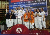 İAÜ Karate Takımlarından Avrupa'da Çifte Şampiyonluk