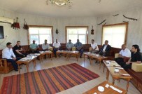 UĞUR POLAT - Yeşilyurt Kent Konseyi Yürütme Kurulu İlk Toplantısını Yaptı