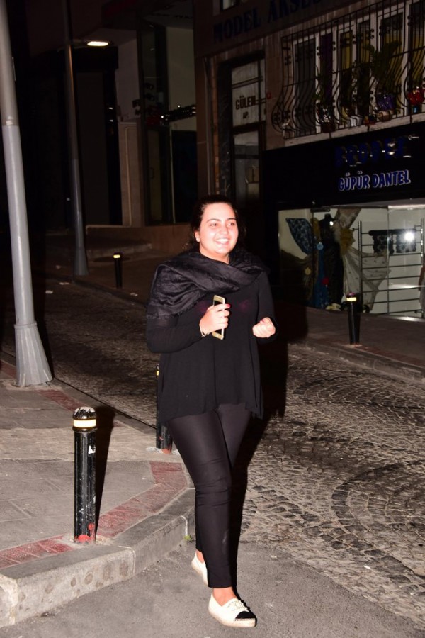 Sibel Can'ın kızı Melisa Ural parasız kaldı