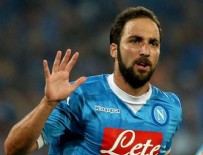 Higuain serveti reddeti