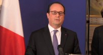 ULUSAL BAYRAM - Hollande Açıklaması Önümüzde Uzun Bir Savaş Var