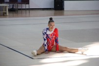 AYŞE BEGÜM ONBAŞI - Şampiyonu Jimnastikçi Ayşe Begüm, Başarısını Sürdürüyor