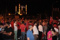 AK PARTİ İL BİNASI - Darbe Girişimine Tepki İçin Edirne Halkı Sokağa Döküldü