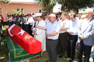 Demokrasi Şehitleri Yozgat'ta Son Yolculuklarına Uğurlanıyor