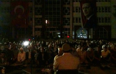 Erciş'te Temsili İdam Sehpası Kuruldu