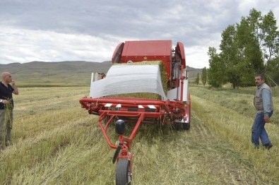 Hayvancılığa, DAP İdaresi'nden Silaj Makinası Desteği