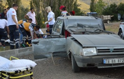 Kastamonu'da Otomobil Takla Attı Açıklaması 4 Yaralı