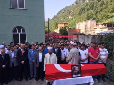 Trabzonlu Darbe Şehidine Son Görev