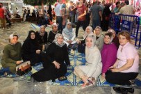 VOLKAN BOZKIR - Eyüp Sultan'da Demokrasi Nöbeti Devam Ediyor