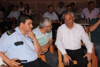 TARıK BAHADıR - Başkan Zekeriya Karayol Demokrasi Nöbetinde