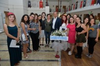 EĞİTİM DÖNEMİ - Muratpaşa Belediyesi Gençlik Evleri'ne Kayıtlar Başladı
