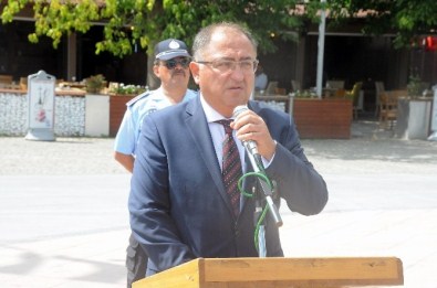 Yalova'nın Kurtuluşu Sade Bir Törenle Kutlandı
