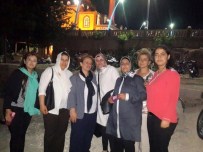 BEDEVI - AK Partili Kadınlar Kadir Gecesinde Helva Ve Şeker Dağıttı