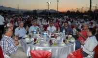 Antalyaspor Camiası İftarda Bir Araya Geldi