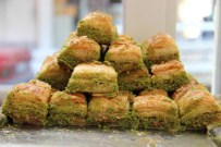 BAYRAM TATLISI - Bayramın En Gözde Tatlısı Baklava