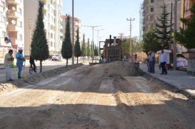 Ereğli Belediyesi Sıcak Asfalt Çalışmalarını Sürdürüyor