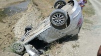 KARAKALE - Muş'ta Trafik Kazası Açıklaması 3 Yaralı