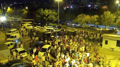 AK Parti İstanbul İl Başkanlığına Baskın Kamerada