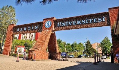 Bartın Üniversitesi'nde 7 fakültenin dekanı görevden alındı