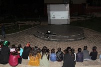 AMED - Başkale'de Açık Havada Film İzleme Etkinliği