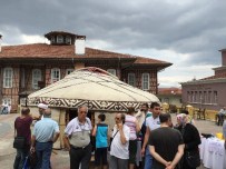 BİLEK GÜREŞİ - Bursa'da Kırgız Otağı