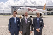 'Demokrasi', Türk Semalarında Havalandı