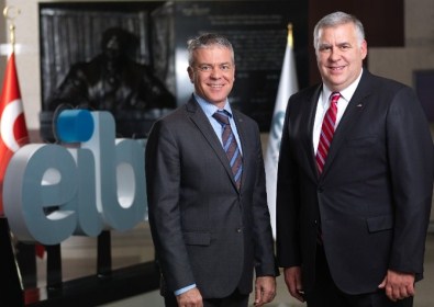 Ege İhracatçı Birlikleri'nden Yurt Dışındaki Alıcılara Demokrasi Mesajı