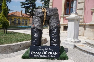 Er Meydanı'nda Dev Kıspet