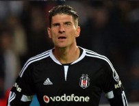 FERNANDO TORRES - Mario Gomez'in yeni adresi