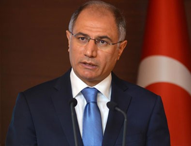 Bakan Ala: 10 bin 856 kişinin pasaportu iptal edildi