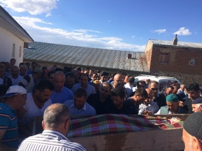 Gazeteci Naci Ergen'in Anne Acısı