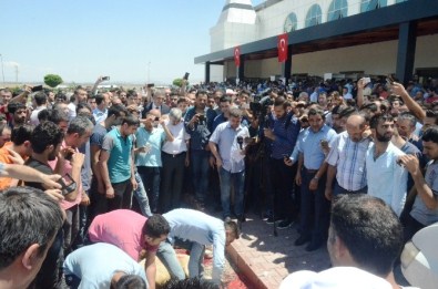 İş Dünyası Darbeye Karşı