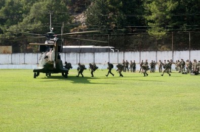 Marmaris'te Kritik Bölgelere 350 Komando Sevk Ediliyor