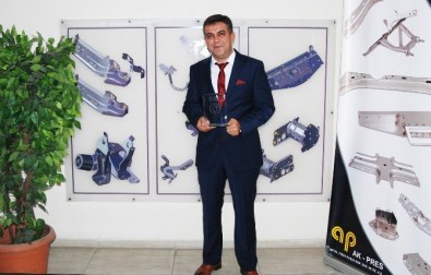'Renault Tedarikçi Kalite Ödülü' Bu Yıl Da Ak Pres Otomotiv'in Oldu