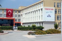 GÜZELYALı - Adana'da FETÖ'ye Yakın 14 Özel Okul Ve Bir Üniversite Kapatıldı