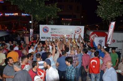 Bursa'da Demokrasi Şehitleri İçin Mevlit Okutuldu