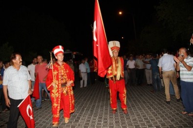 Fethiye'de Mehteran Eşliğinde Demokrasi Nöbeti