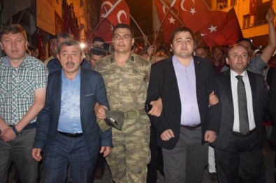 Giresun'da Demokrasi Nöbeti Devam Ediyor.