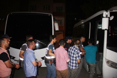 Iğdır'da FETÖ'cü 24 Asker Tutuklandı