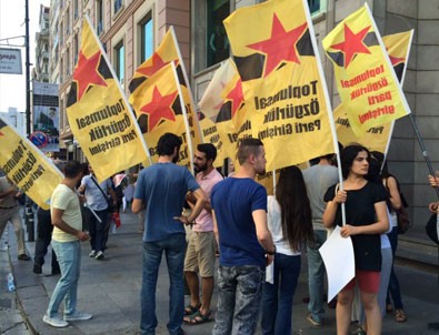 Sivil siyasete diktatörlük diyen Halkevleri de Taksim'de